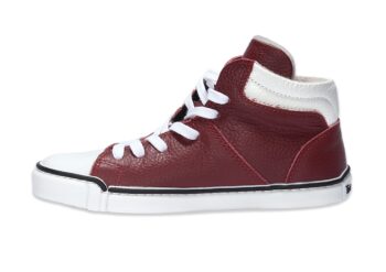 dccf5e442e216958c2696597d8579025