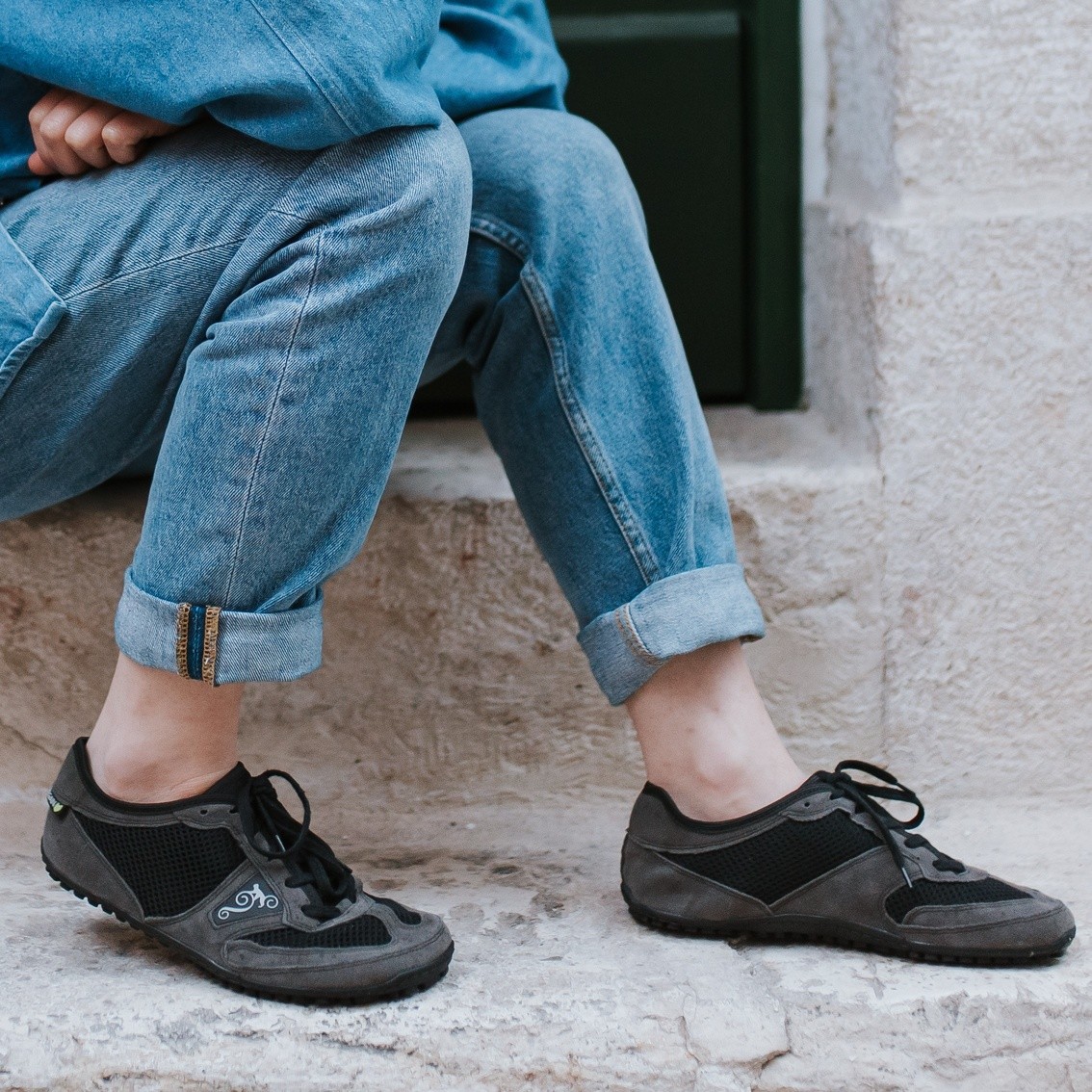 e85182216f0f7545cb6646d31048d6c0